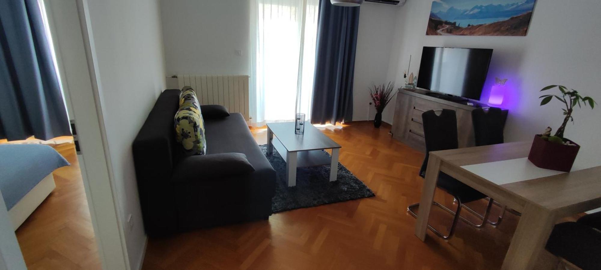 Apartment Aki 茨里克韦尼察 外观 照片